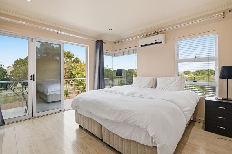 5 Bedroom Property for Sale in Parklands Western Cape